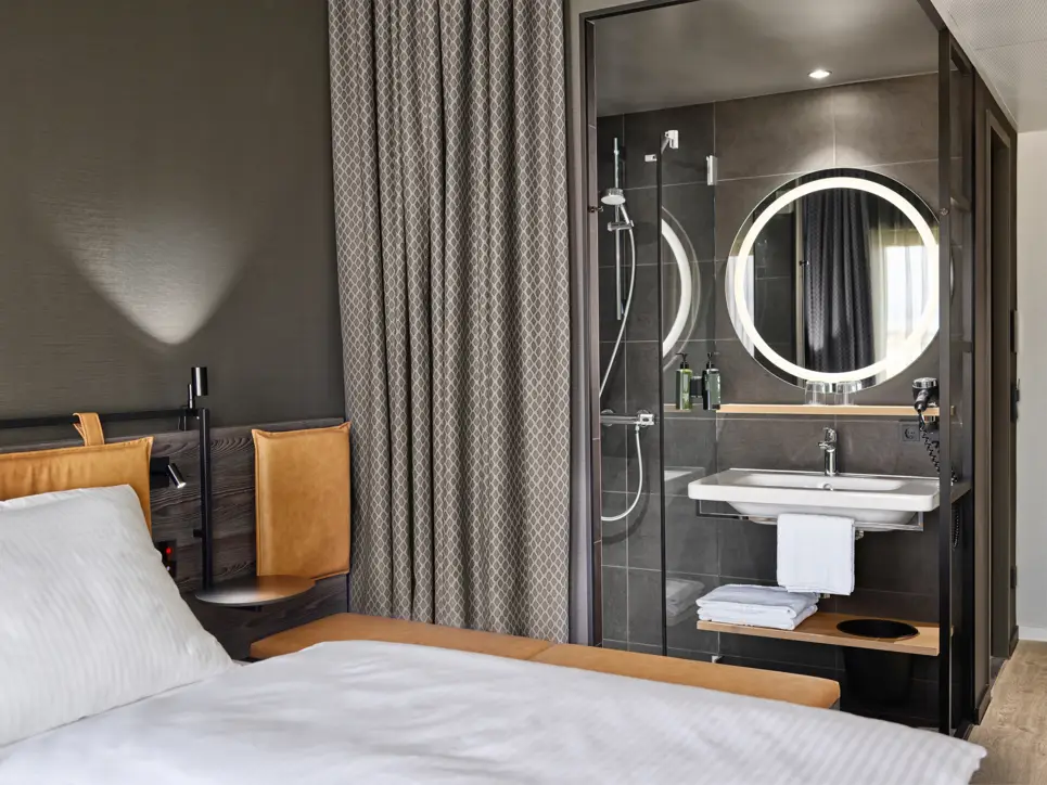 Comfort double room - H2 Hotel Saarbrücken - H-Hotels.com