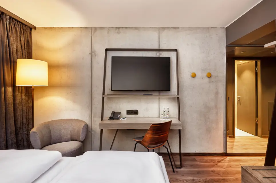 Business double room at the Hyperion Hotel Leipzig - Official website
