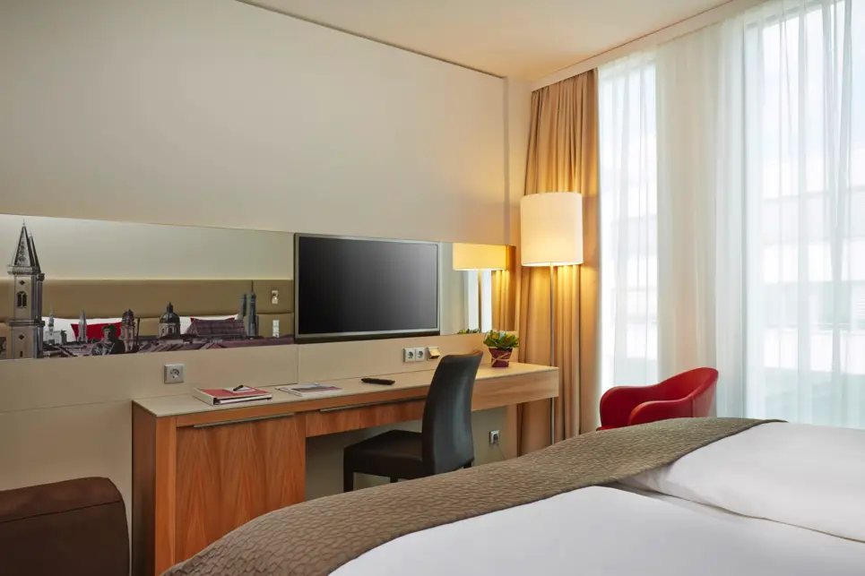 Modern Deluxe rooms at the H4 Hotel München Messe - Official website